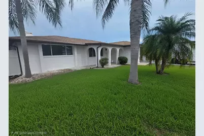 8948 Saint Regis Lane, Port Richey, FL 34668 - Photo 2