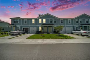 12264 Grizzly Ln, New Port Richey, FL 34654 - Photo 1