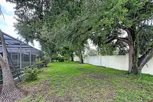 1093 N Cypress Point Dr, Venice, FL 34293 - Photo 30