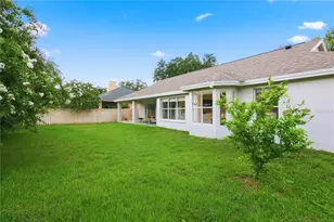 16607 Longleat Dr, Lutz, FL 33549 - Photo 40