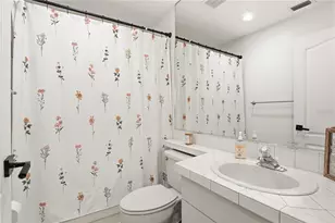 16607 Longleat Dr, Lutz, FL 33549 - Photo 34
