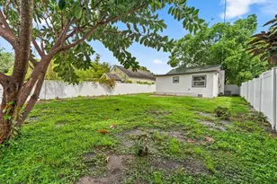 2590 18th Ave N, Saint Petersburg, FL 33713 - Photo 32