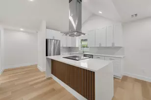 2590 18th Ave N, Saint Petersburg, FL 33713 - Photo 6