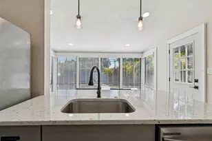 322 11th Ave N, Saint Petersburg, FL 33701 - Photo 20