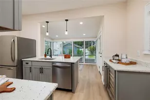 322 11th Ave N, Saint Petersburg, FL 33701 - Photo 18