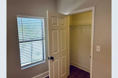 1315 24th St W, Bradenton, FL 34205 - Photo 10