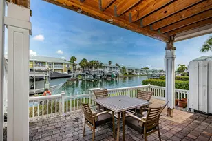 5215 Coquina Key Dr SE, Saint Petersburg, FL 33705 - Photo 12