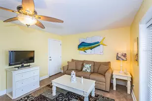 5215 Coquina Key Dr SE, Saint Petersburg, FL 33705 - Photo 20