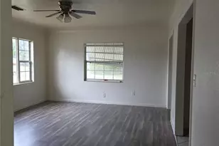 1800 22nd Ave S, Saint Petersburg, FL 33712 - Photo 12