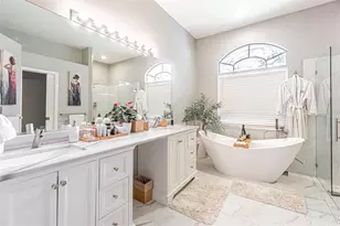 2409 Fox Forest Dr, Lutz, FL 33549 - Photo 12
