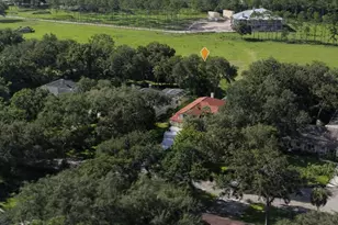 2409 Fox Forest Dr, Lutz, FL 33549 - Photo 34