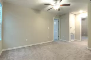 7217 Ronnie Gardens Ct, Tampa, FL 33619 - Photo 22