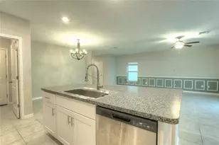 7217 Ronnie Gardens Ct, Tampa, FL 33619 - Photo 14