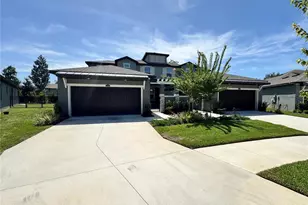 345 Villa Corte Dr, Lutz, FL 33549 - Photo 8