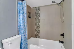 14466 Reuter Strasse Cir, Tampa, FL 33613 - Photo 14