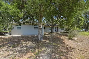 15620 Hays Rd, Spring Hill, FL 34610 - Photo 2
