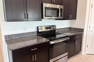 5487 Blue Azure Dr, Wimauma, FL 33598 - Photo 4