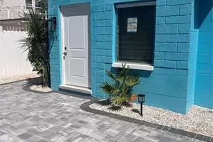 40 82nd Ave S, Treasure Island, FL 33706 - Photo 2