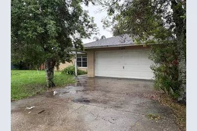 7121 N 50th Street, Tampa, FL 33617 - Photo 2