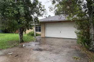 7121 N 50th St, Tampa, FL 33617 - Photo 2