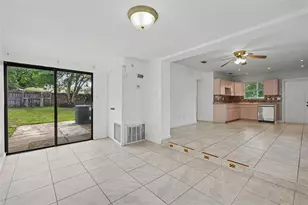 9447 N Milam Way, Citrus Springs, FL 34434 - Photo 10