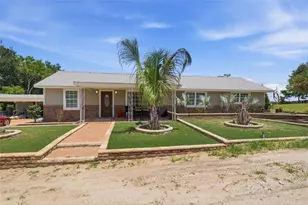 8744 Gall Blvd, Zephyrhills, FL 33541 - Photo 6