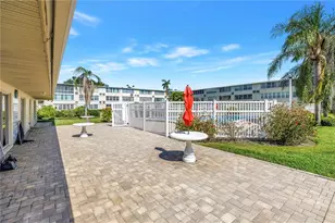 1051 79th Ave N, Saint Petersburg, FL 33702 - Photo 18