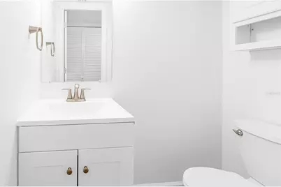 1051 79th Avenue N #105, Saint Petersburg, FL 33702 - Photo 6