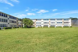 1051 79th Ave N, Saint Petersburg, FL 33702 - Photo 22
