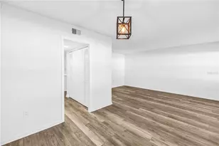 1051 79th Ave N, Saint Petersburg, FL 33702 - Photo 8
