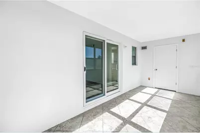 1051 79th Avenue N #105, Saint Petersburg, FL 33702 - Photo 14