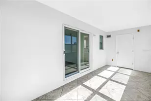 1051 79th Ave N, Saint Petersburg, FL 33702 - Photo 14