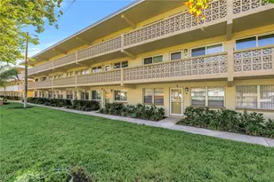 1051 79th Ave N, Saint Petersburg, FL 33702 - Photo 2