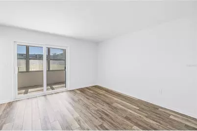1051 79th Avenue N #105, Saint Petersburg, FL 33702 - Photo 12