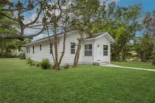 4660 7th Ave N, Saint Petersburg, FL 33713 - Photo 1