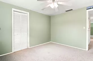 1071 Persimmon Dr, Palm Harbor, FL 34683 - Photo 42