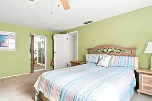 1071 Persimmon Dr, Palm Harbor, FL 34683 - Photo 20