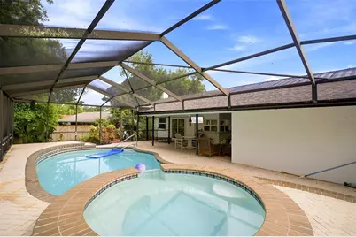 1071 Persimmon Drive, Palm Harbor, FL 34683 - Photo 2