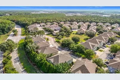 27802 Pleasure Ride Loop, Wesley Chapel, FL 33544 - Photo 16