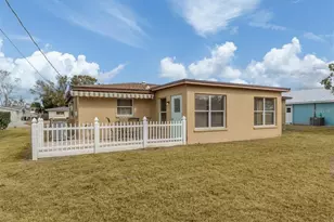 1215 Mango Ave, Venice, FL 34285 - Photo 34