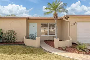 1215 Mango Ave, Venice, FL 34285 - Photo 2