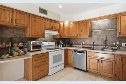 6451 76th Terrace N, Pinellas Park, FL 33781 - Photo 4
