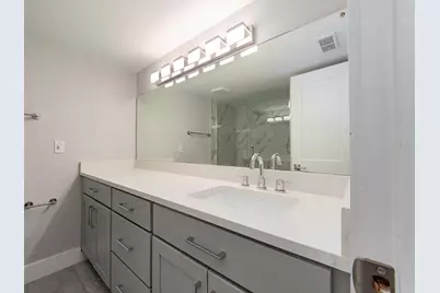 121 Island Way #334, Clearwater Beach, FL 33767 - Photo 16