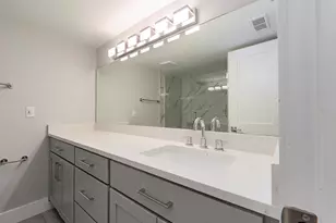 121 Island Way, Clearwater Beach, FL 33767 - Photo 16