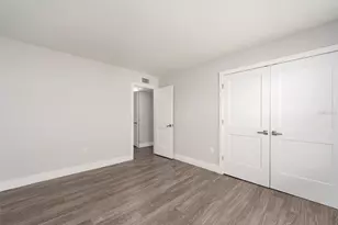 121 Island Way, Clearwater Beach, FL 33767 - Photo 20