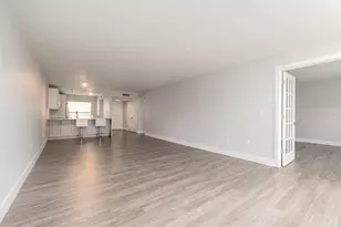 121 Island Way, Clearwater Beach, FL 33767 - Photo 10