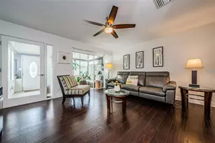 2739 Sherbrooke Ln, Palm Harbor, FL 34684 - Photo 6