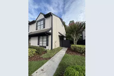 16638 Brigadoon Drive, Tampa, FL 33618 - Photo 2