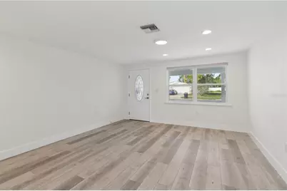 5400 Denver Street NE, Saint Petersburg, FL 33703 - Photo 12