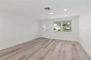 5400 Denver St NE, Saint Petersburg, FL 33703 - Photo 12